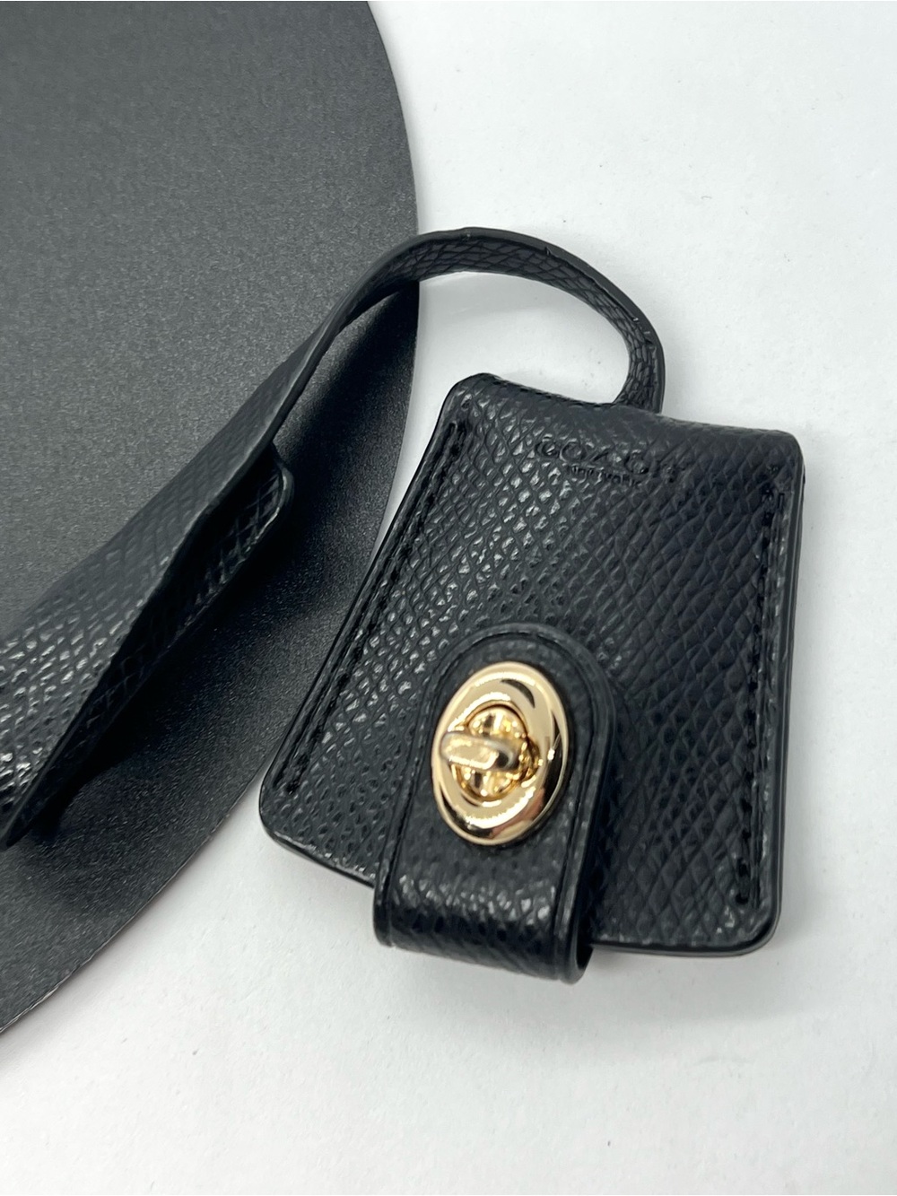 Coach Black Leather Turnlock Clochette Bag Charm Key Fob Authentic EUC